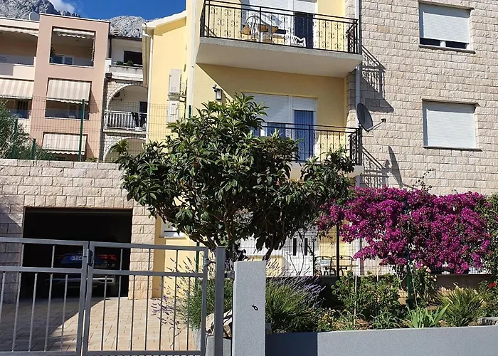 Apartment Agapanthus Makarska